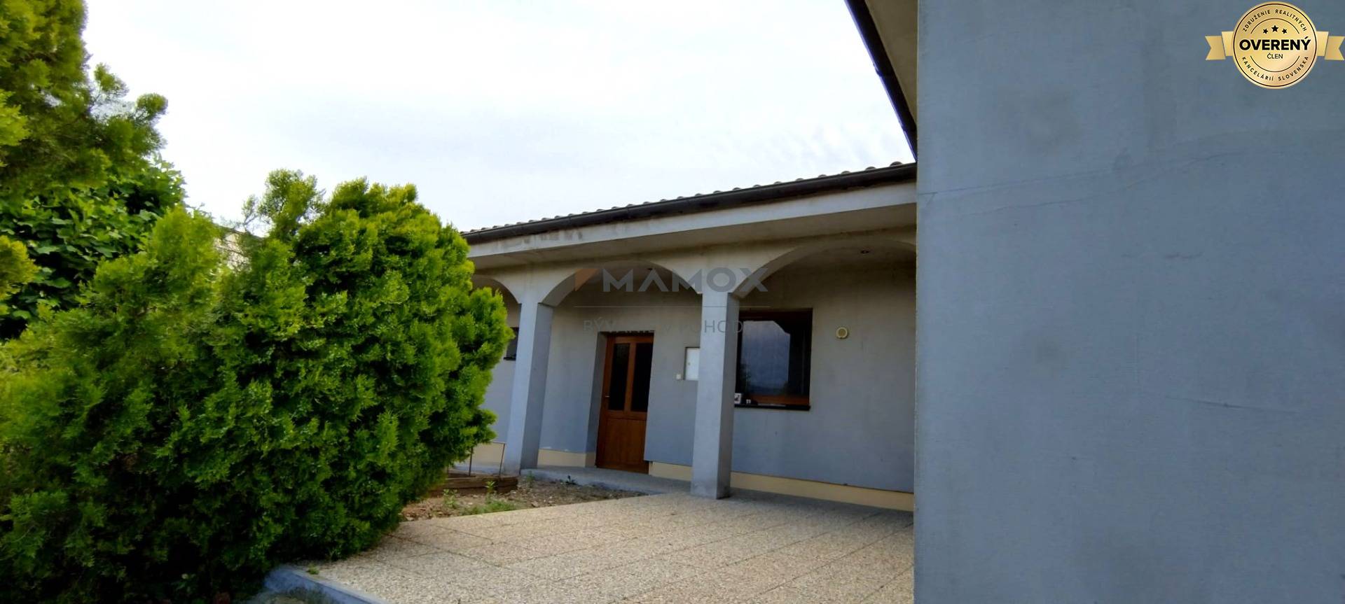 PREDANÉ - 4i RD v tichej lokalite Lužianok, Nitra.