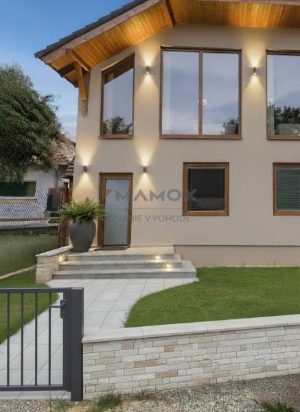 Takto môže vyzerať Váš vchod z ulice